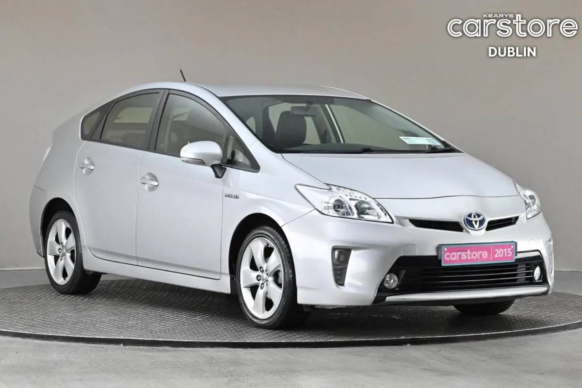 Toyota Prius 1.8 Hybrid Luxury  head UP Display h - Image 1