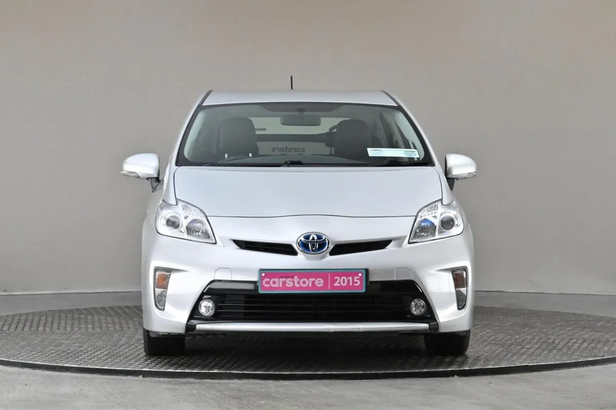 Toyota Prius 1.8 Hybrid Luxury  head UP Display h - Image 2