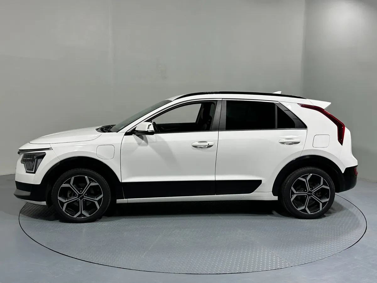 Kia Niro K3 Plug In Hybrid 222 - Image 4