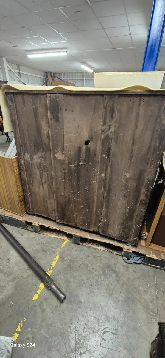 Victorian 2 over 4  Large Chest - Image 2