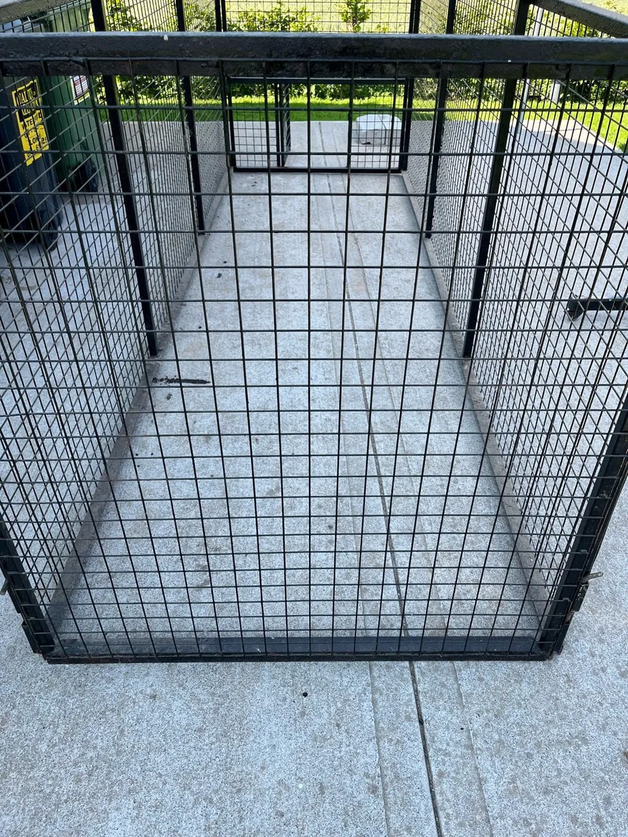 Dog run - Image 2