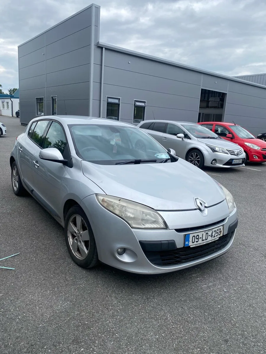 Renault megane and insignia - Image 1