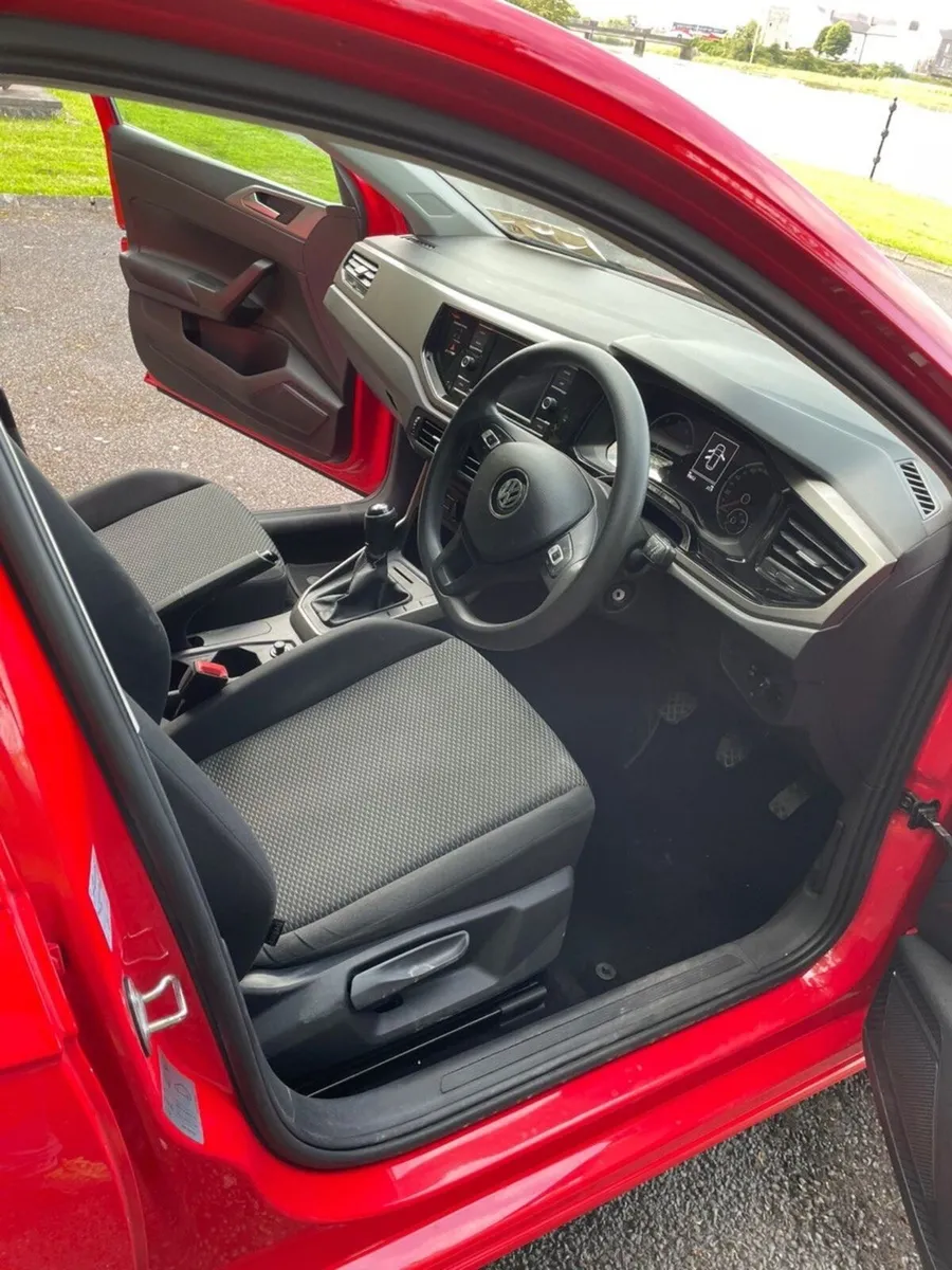 Volkswagen Polo 2021 - Image 3