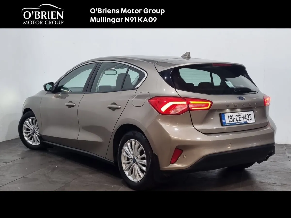 Ford Focus 1.5 Tdci 120PS Titanium Auto - Image 3