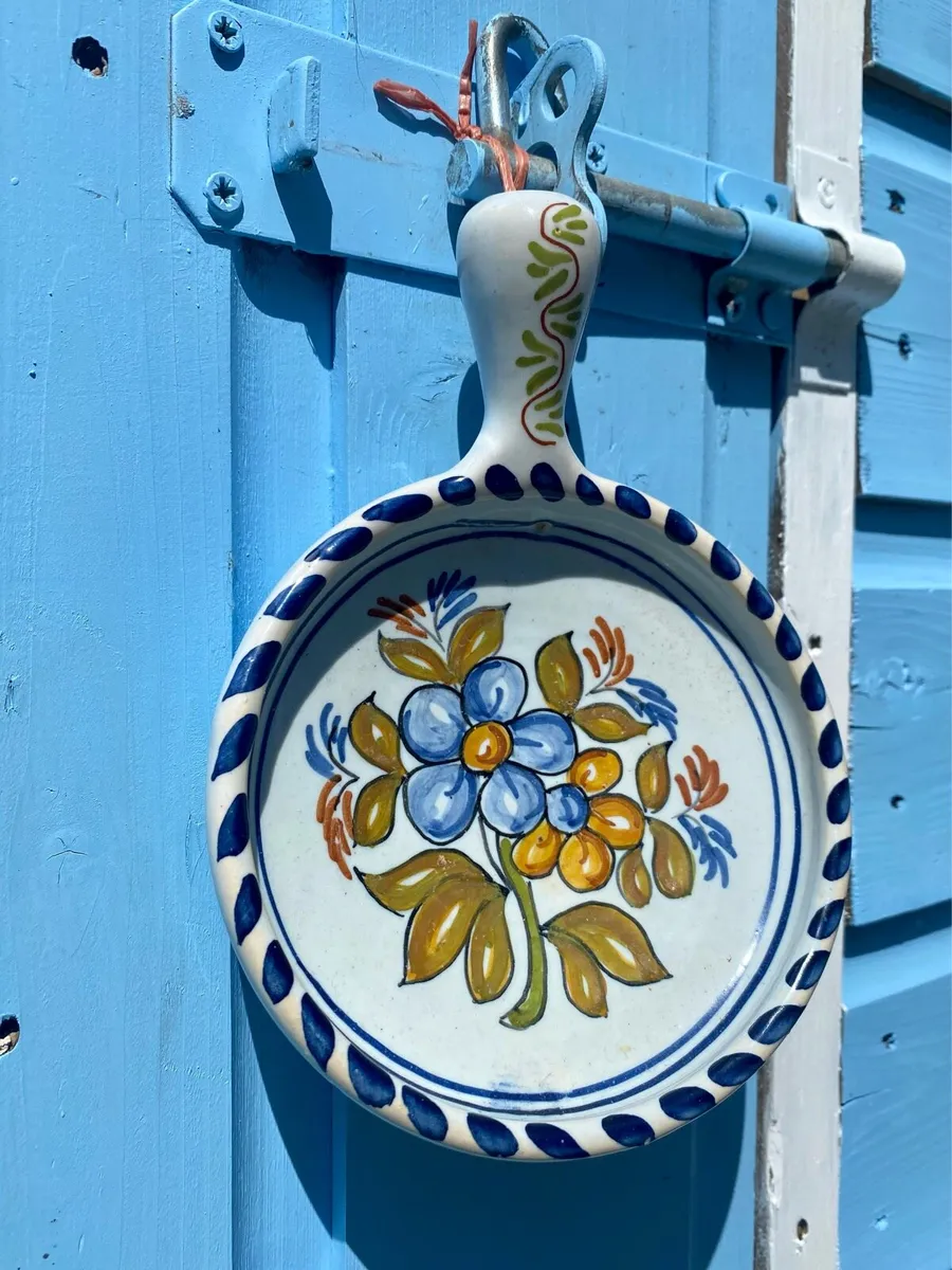 Talavera Ceramic Wall Hanging Dish - Image 1