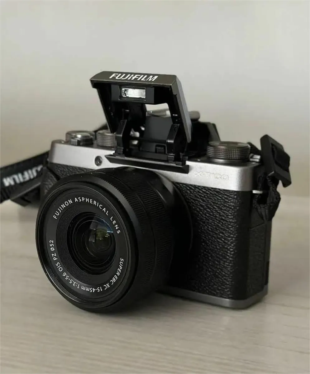 Fujifilm XT100 Mirrorless Camera - Image 2