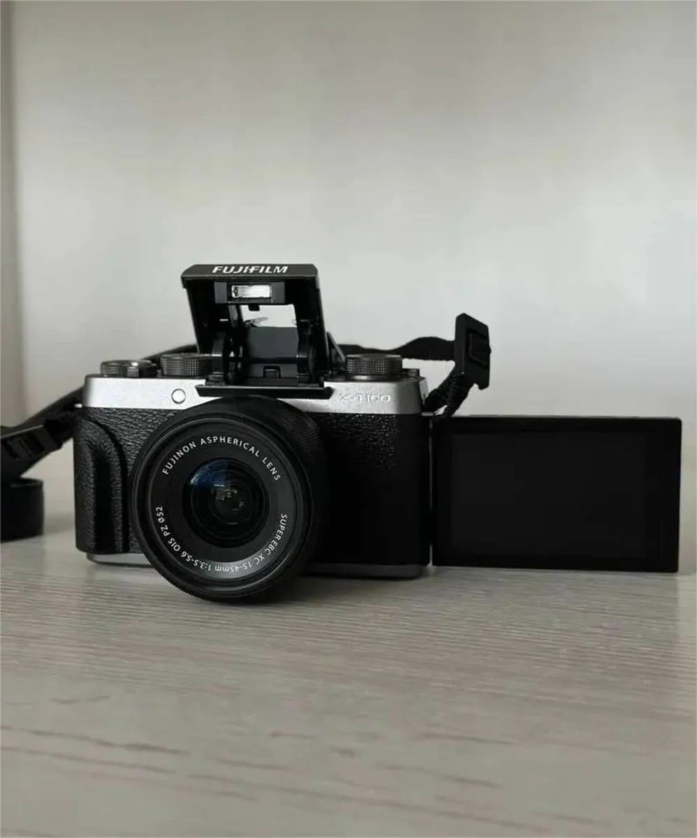 Fujifilm XT100 Mirrorless Camera - Image 4