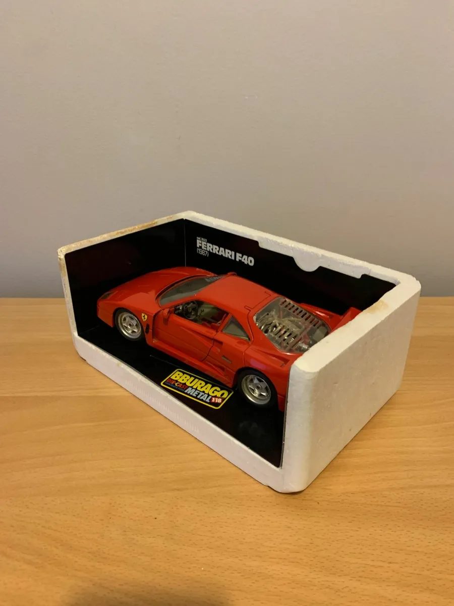 Burago Ferrari F40 (1987) - Image 4
