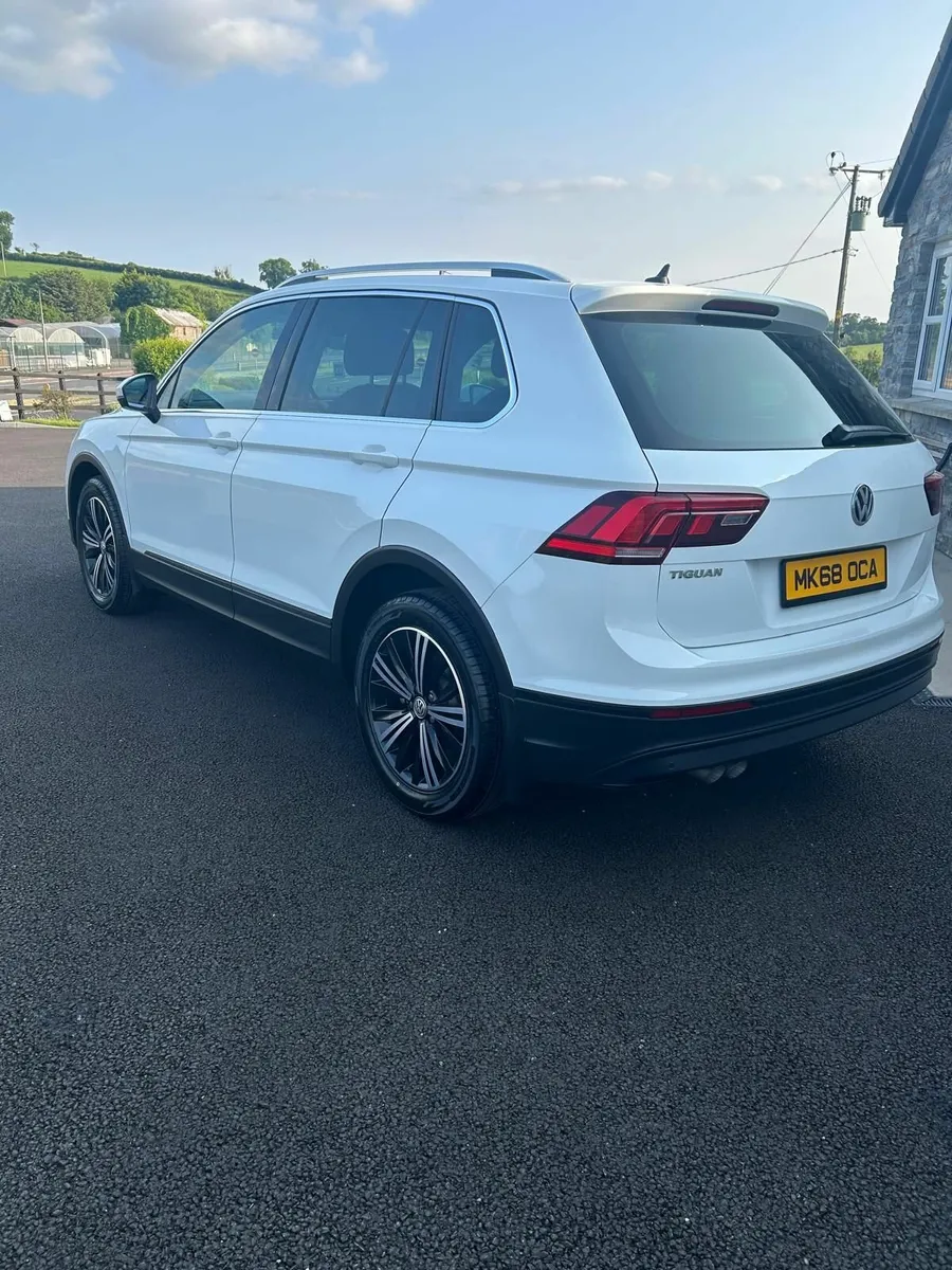 Volkswagen Tiguan 2018 - Image 3