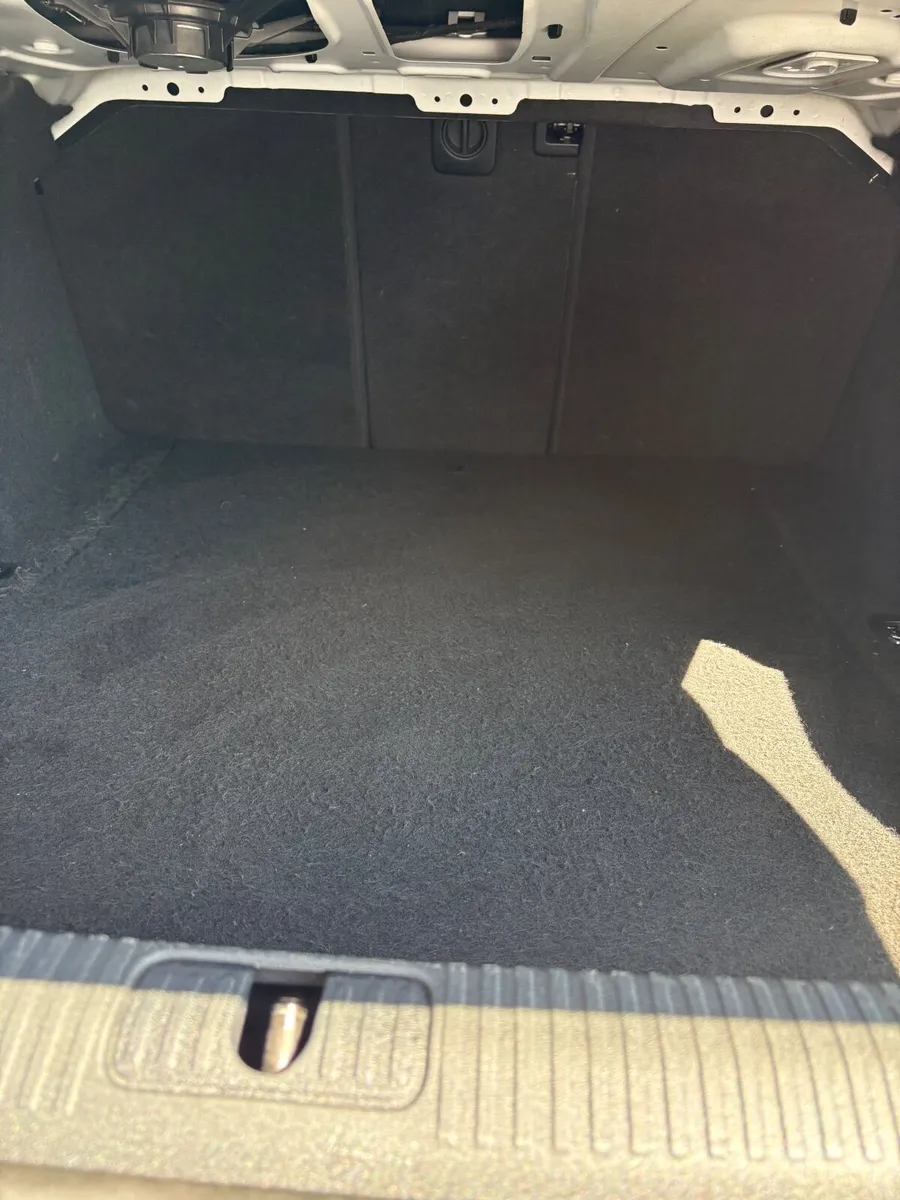 Audi A4 2018 - Image 4