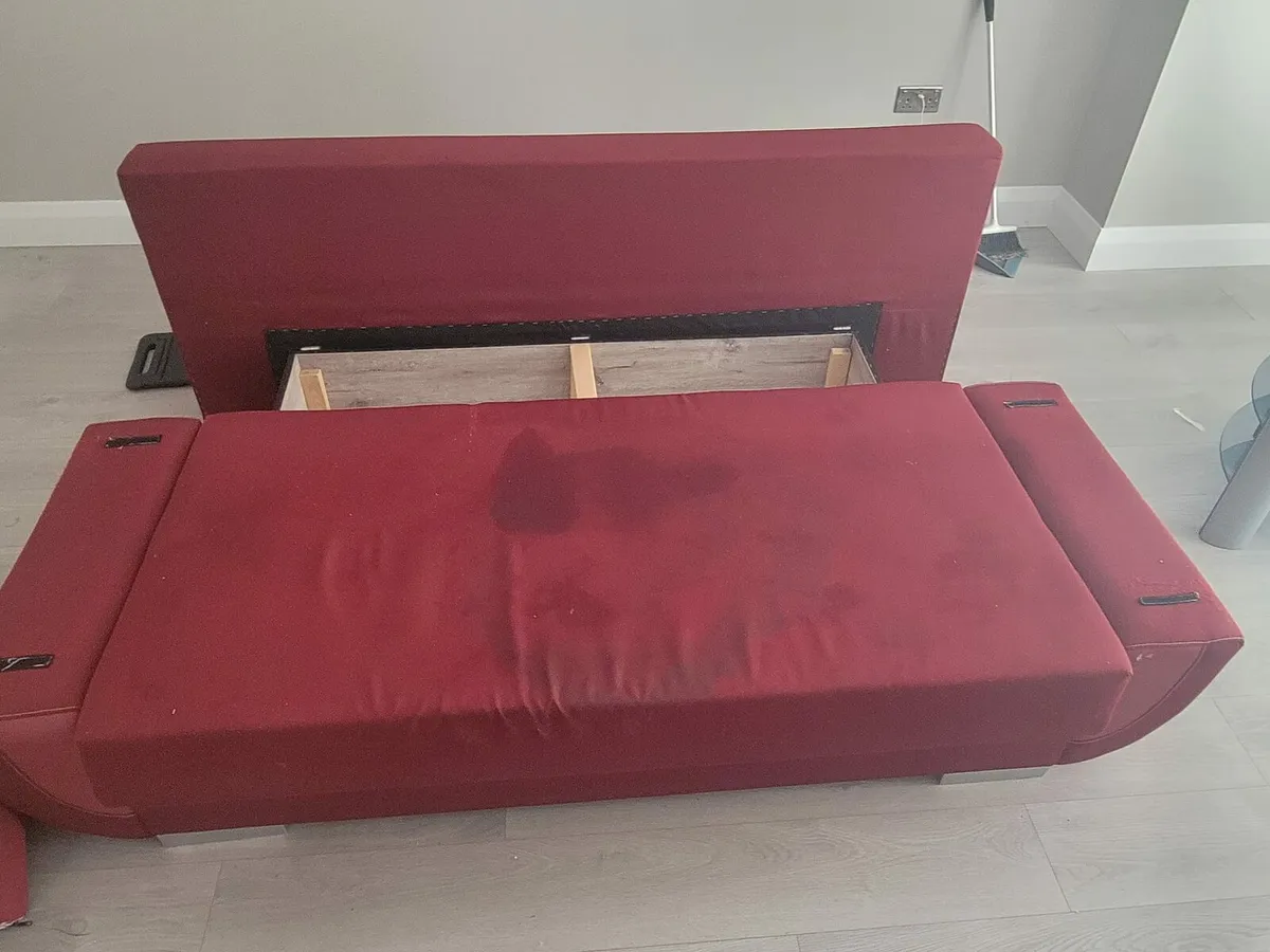 Free Couch - Image 2