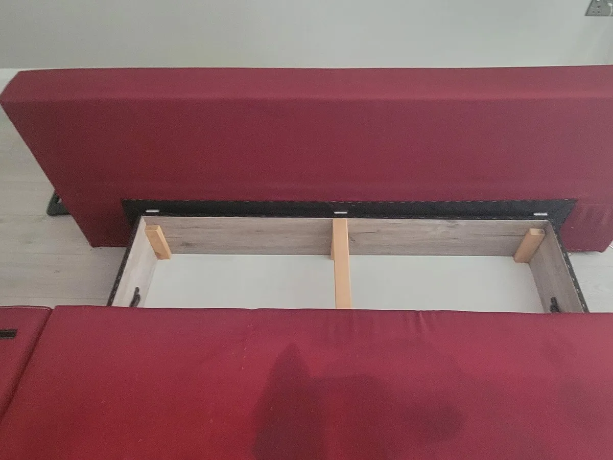 Free Couch - Image 3