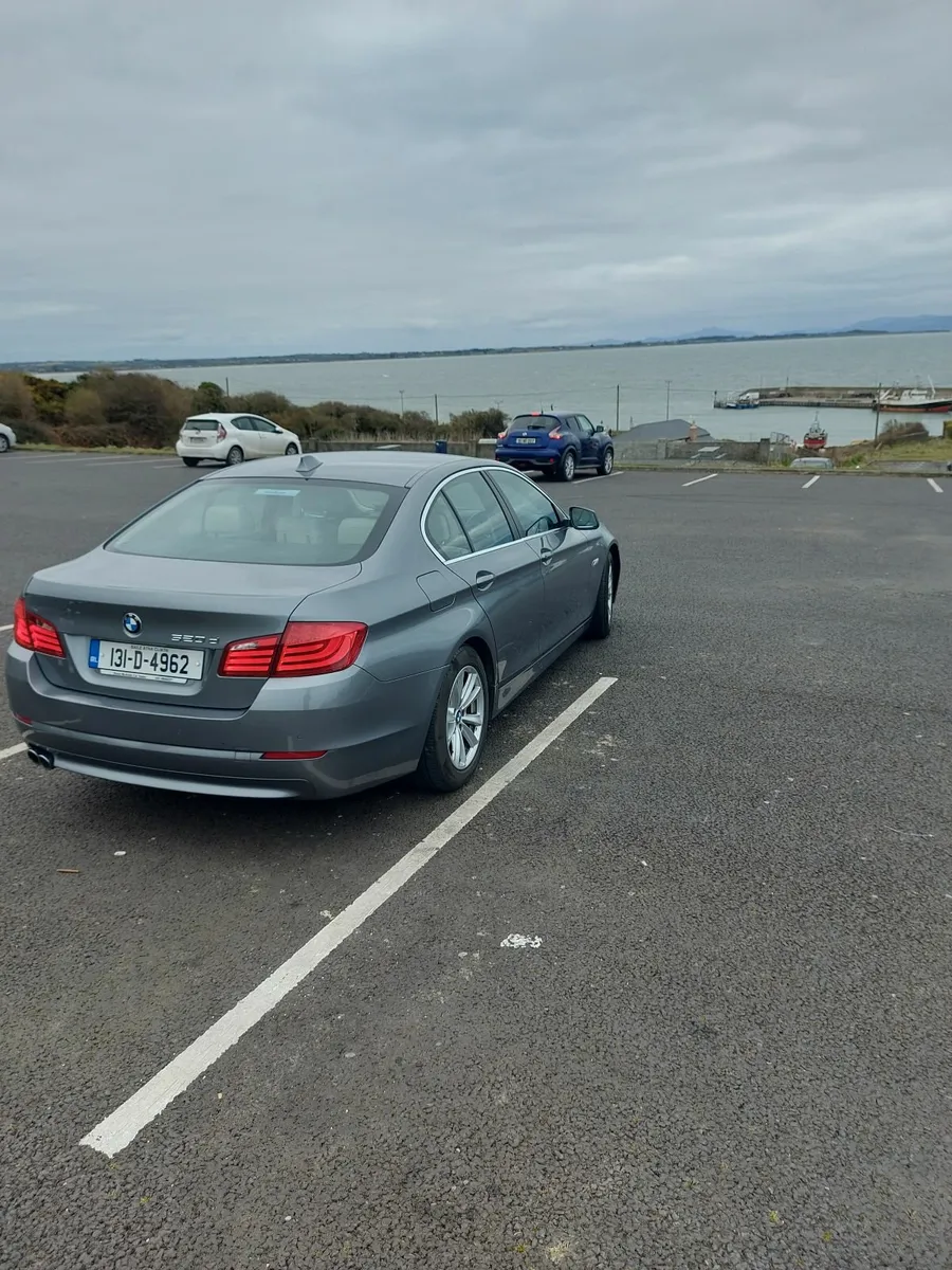 BMW 5-Series 2013 - Image 2