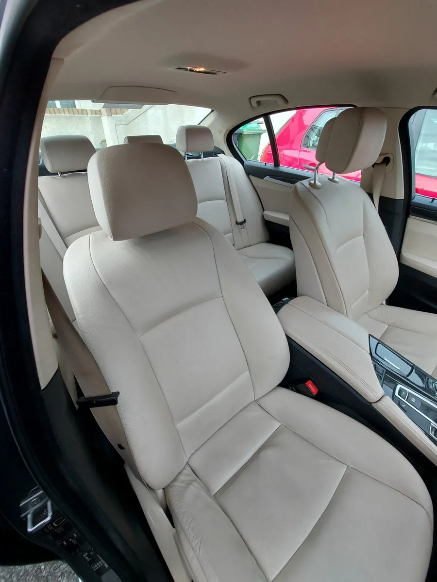 BMW 5-Series 2013 - Image 3