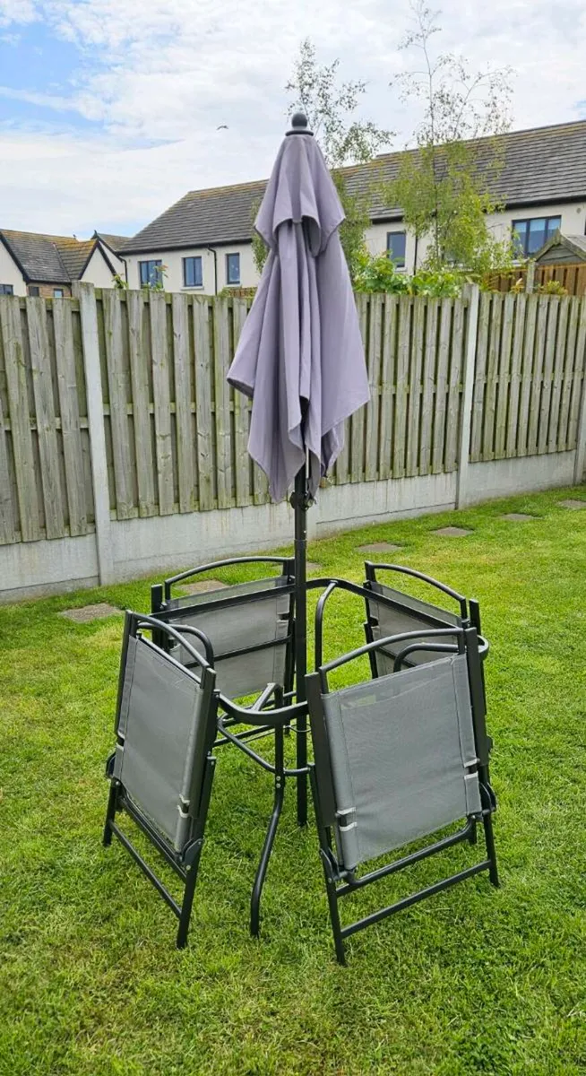 4-Seater Garden Dining Set and Parasol - Image 4