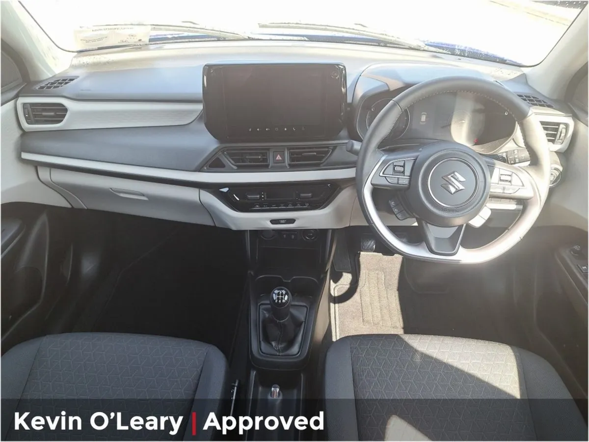 Suzuki Swift 1.2 Hybrid Motion - Image 2