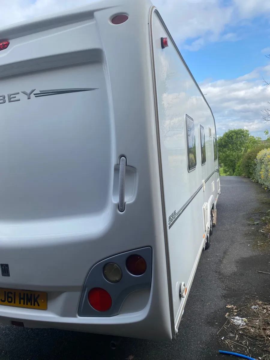 Stunning Caravan - Image 4