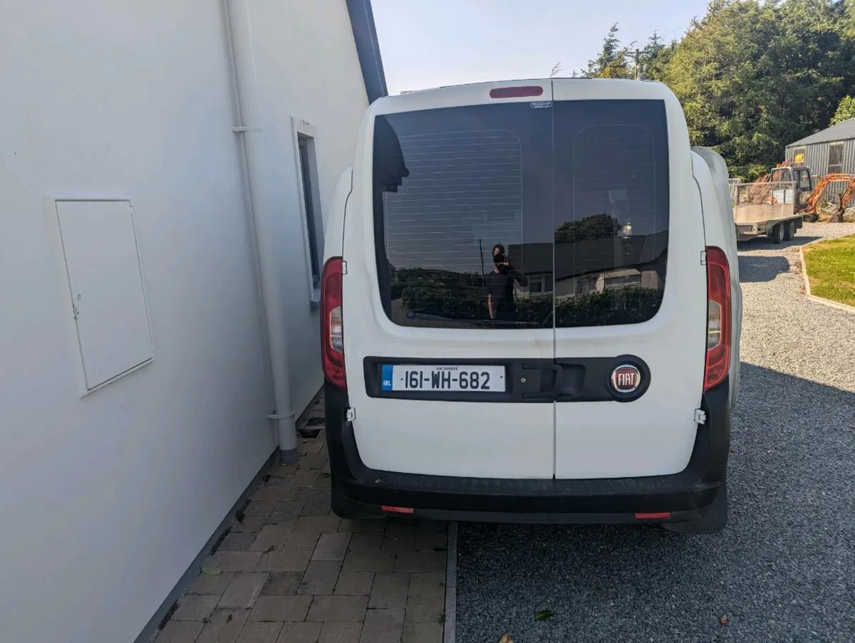 FIAT DOBLO CARGO MAXI XL - Image 3