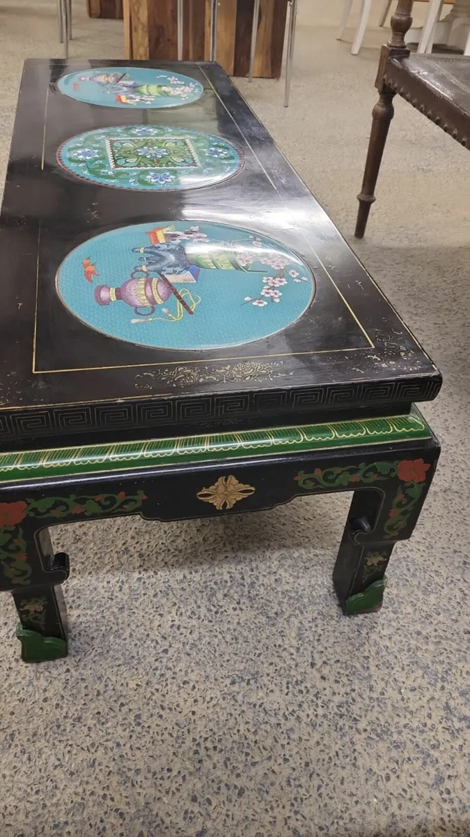 Large vintage chinoiserie coffe table - Image 2