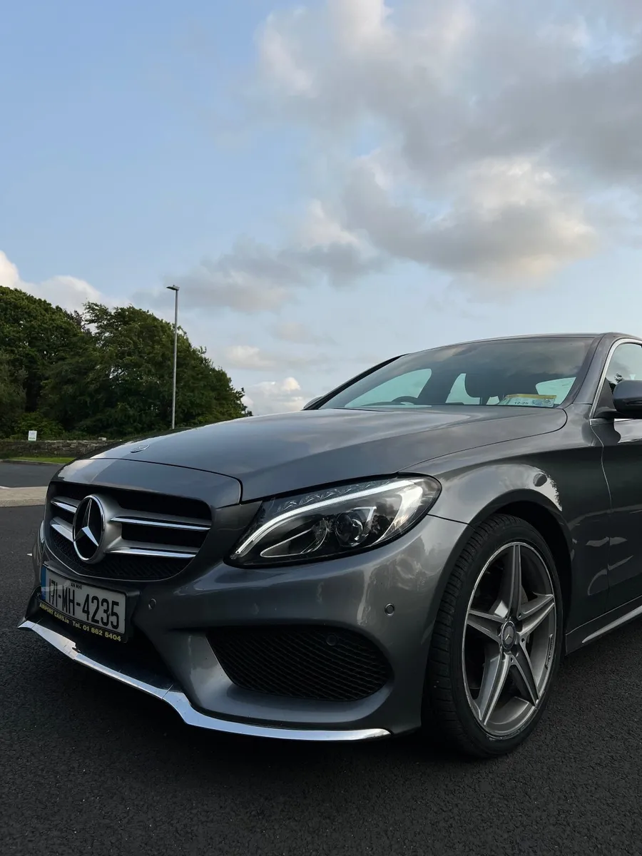 Mercedes-Benz C220 D AMG Line AUTO - Image 3