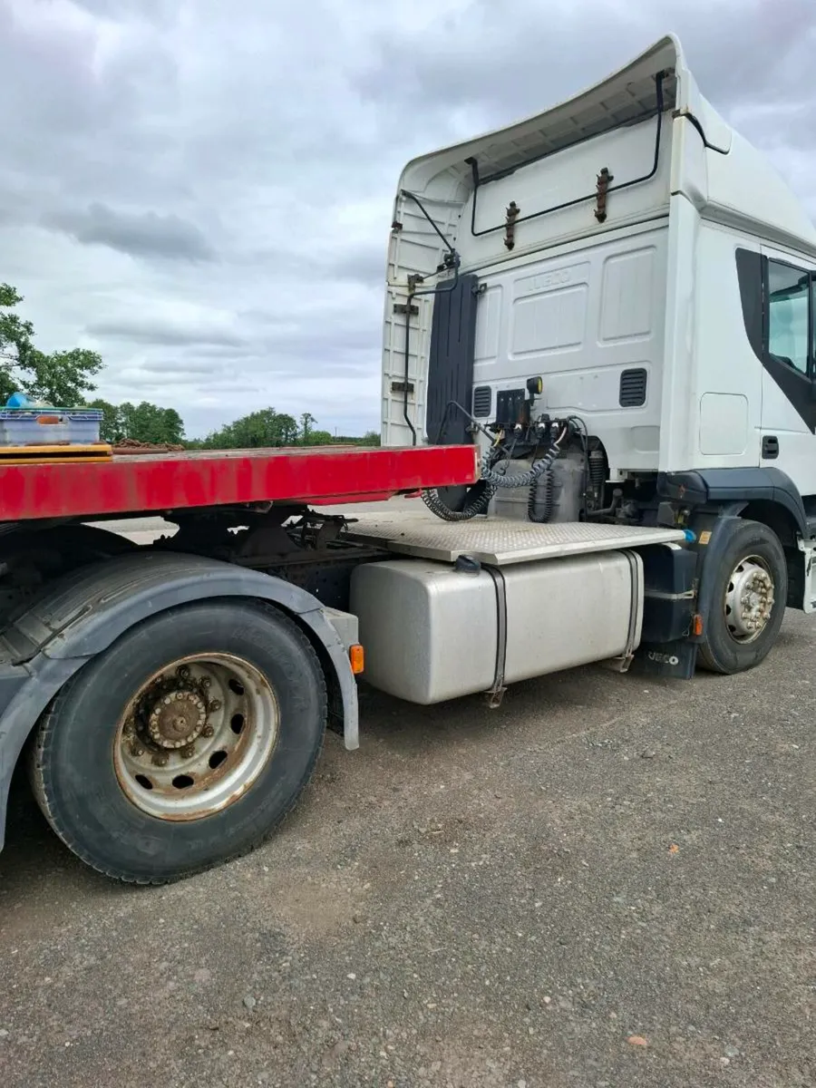 Iveco truck - Image 4
