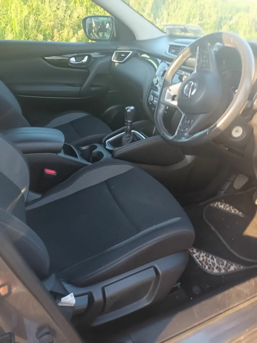 Nissan Qashqai 2018 - Image 2