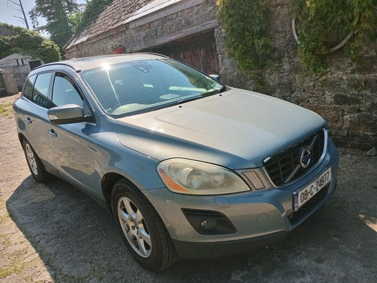 Volvo xc60 - Image 1