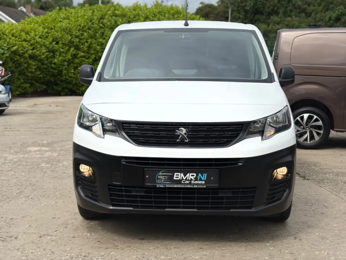 PEUGEOT PARTNER NEW MODEL 2021 - Image 2