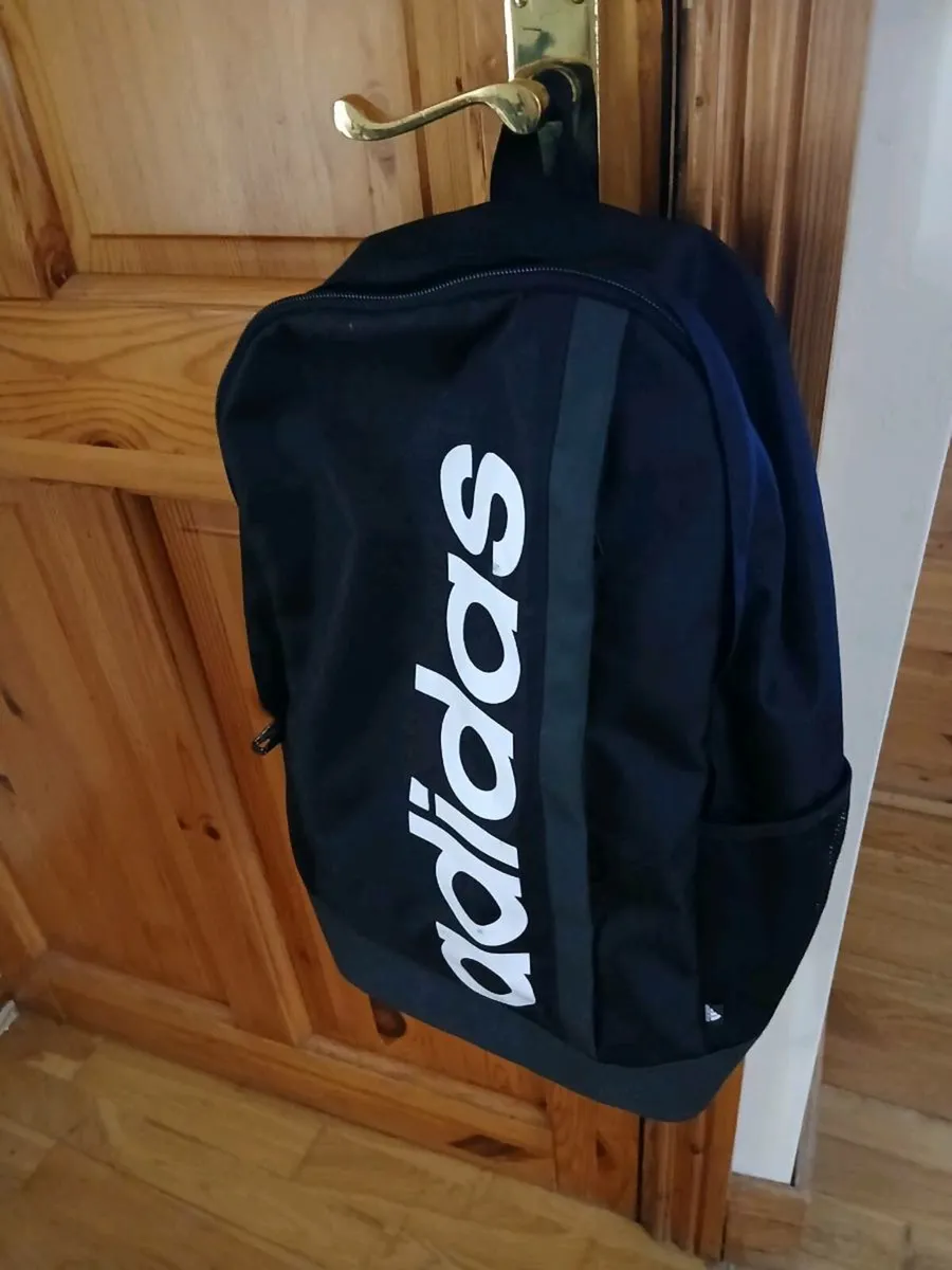 Adidas one size gear bag new can deliver - Image 1