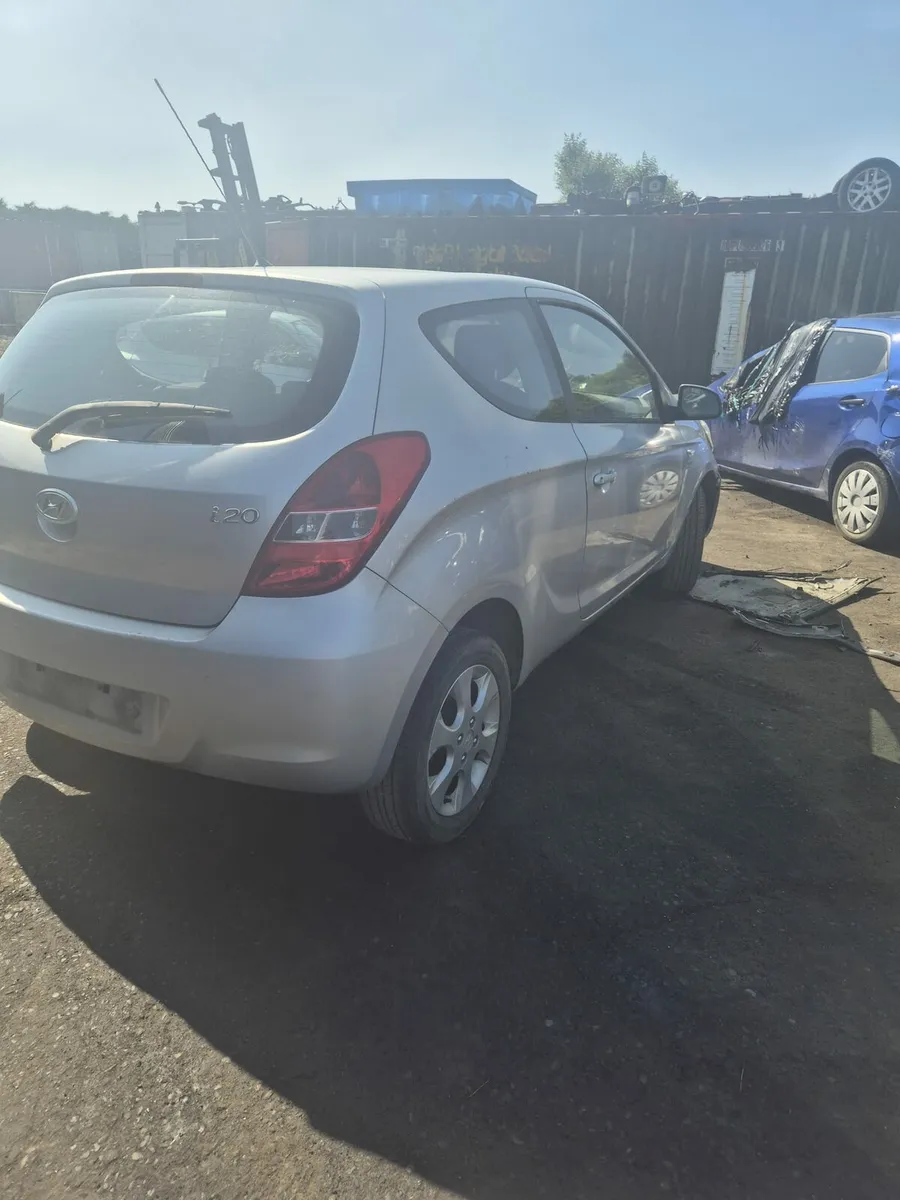 Hyundai I20 - Breaking only - Image 3
