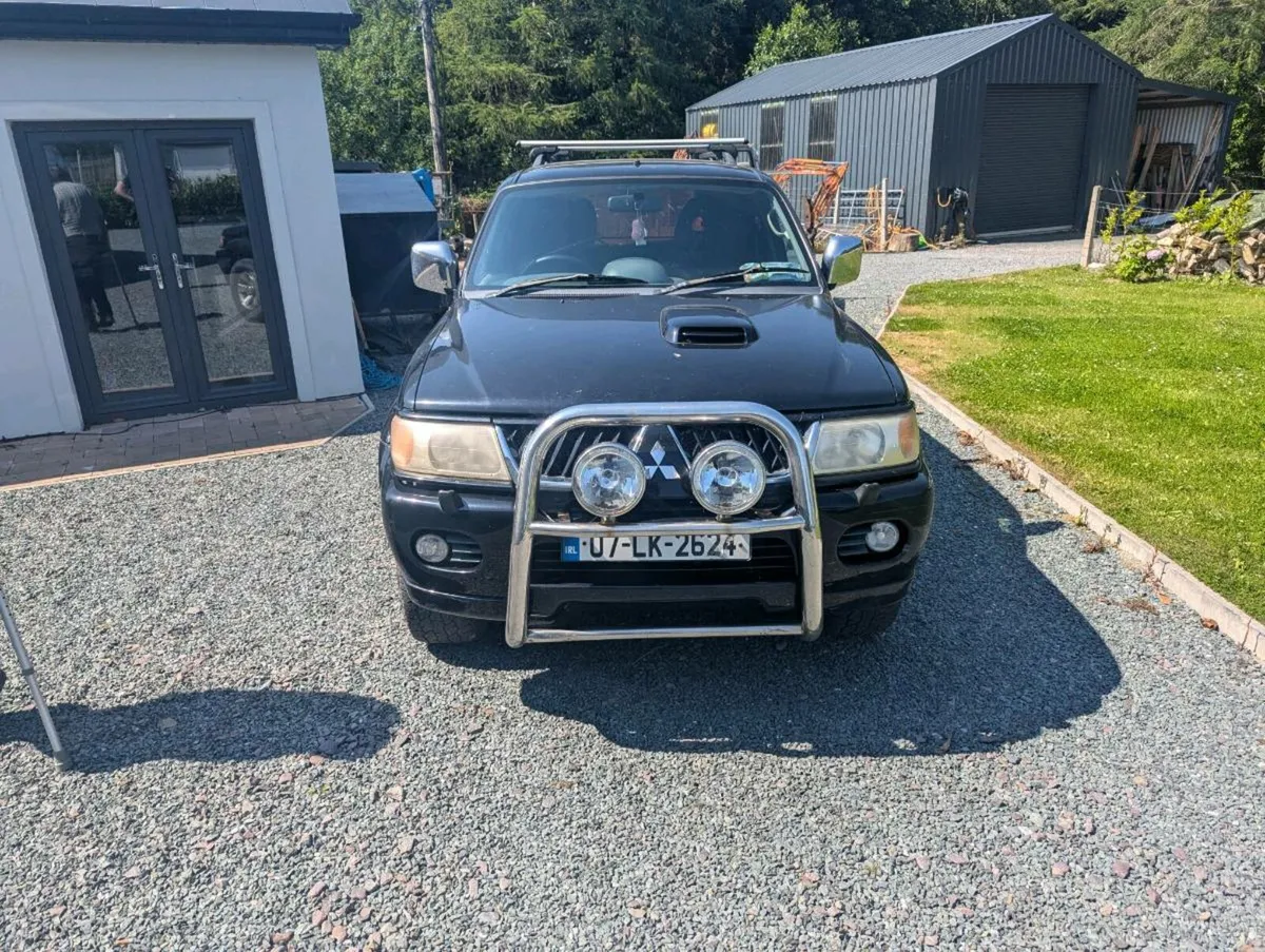 MITSUBISHI PAJERO SPORT LWB A-CON - Image 1