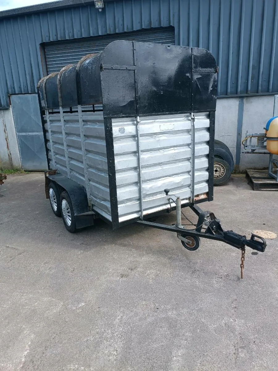 Cattle trailer - Image 1