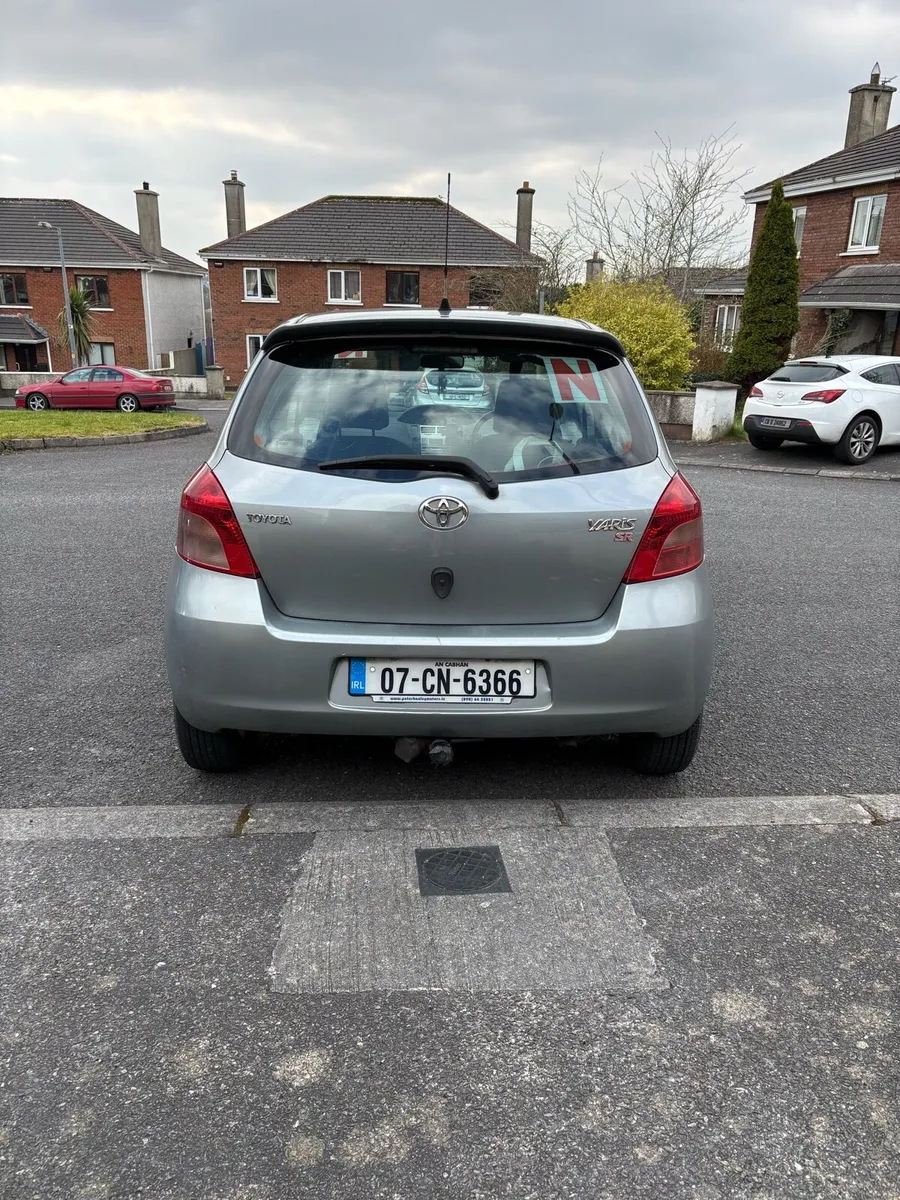 Toyota Yaris - Image 2
