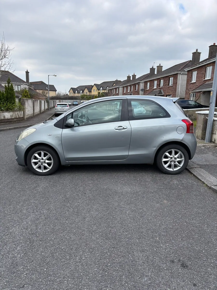Toyota Yaris - Image 4