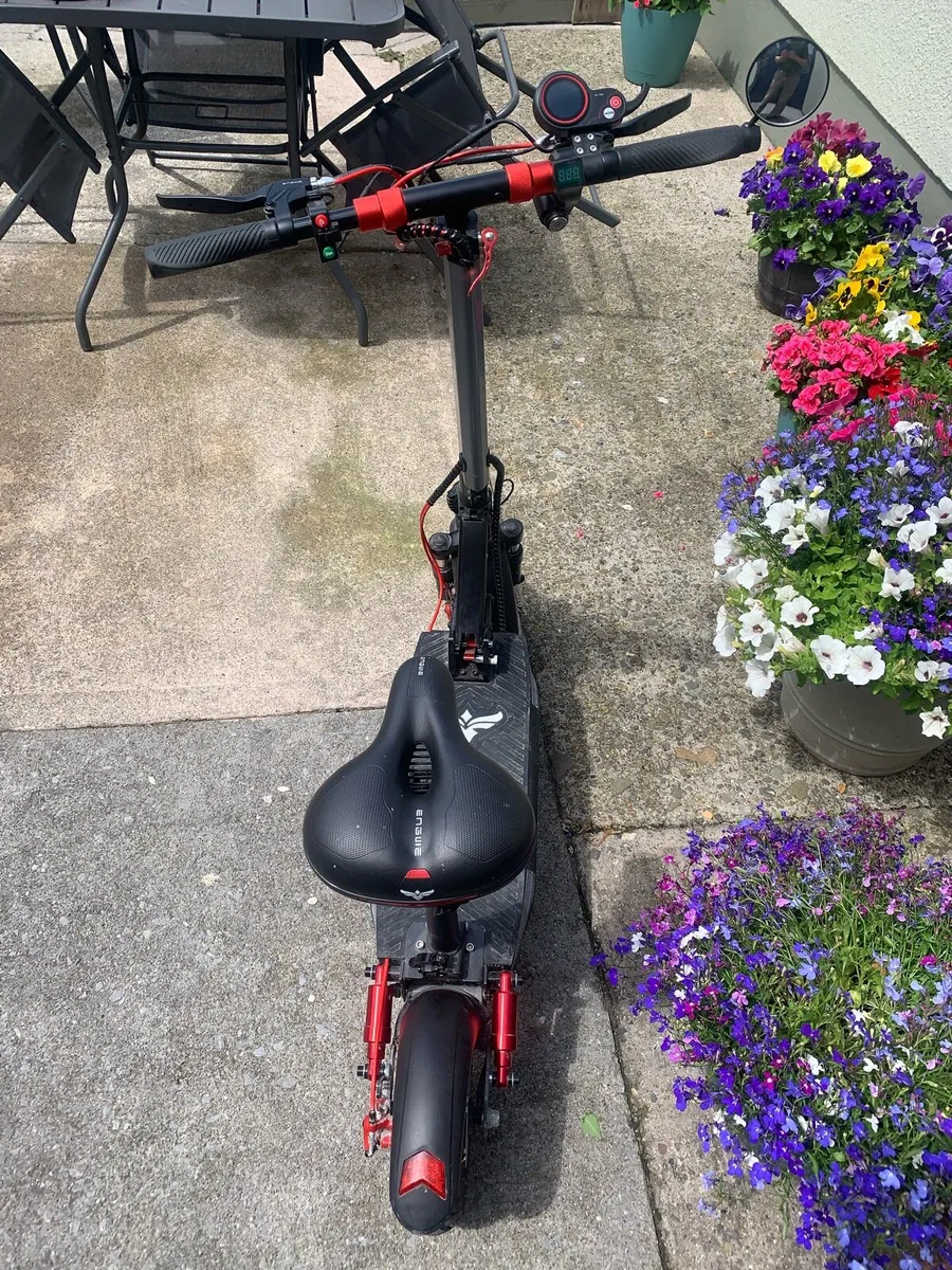 E scooter - Image 3