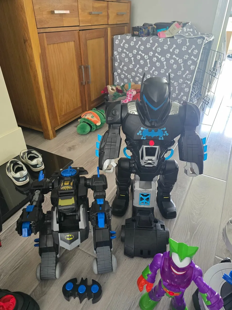 Toys - Image 3