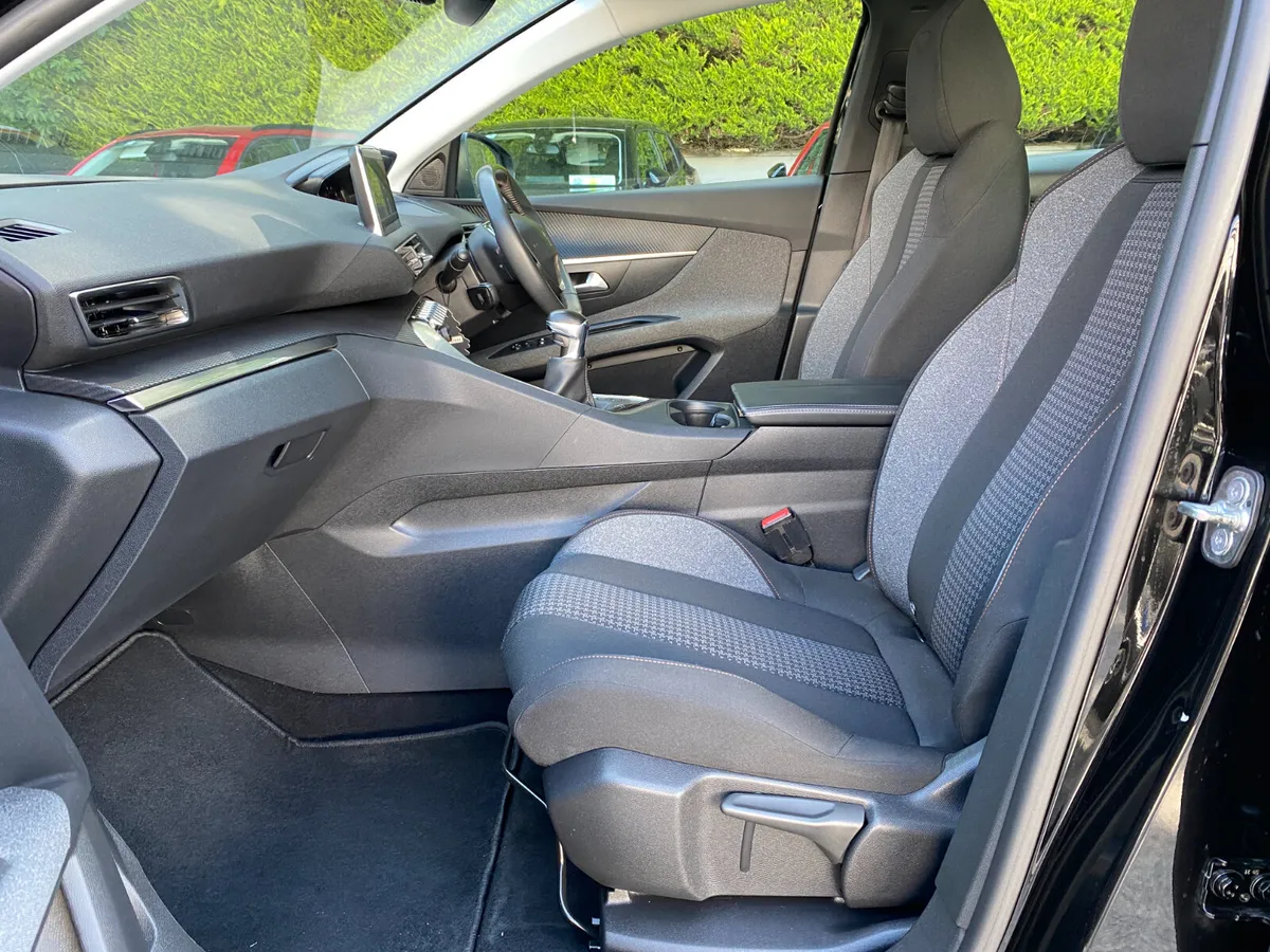 Peugeot 3008 1.5 BlueHDi 130bhp Active - Image 4