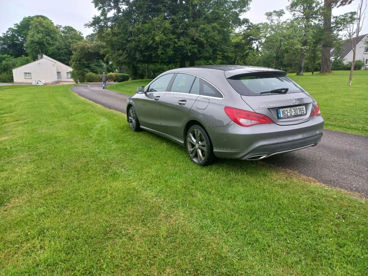 Mercedes cla 200d price14 000e - Image 4