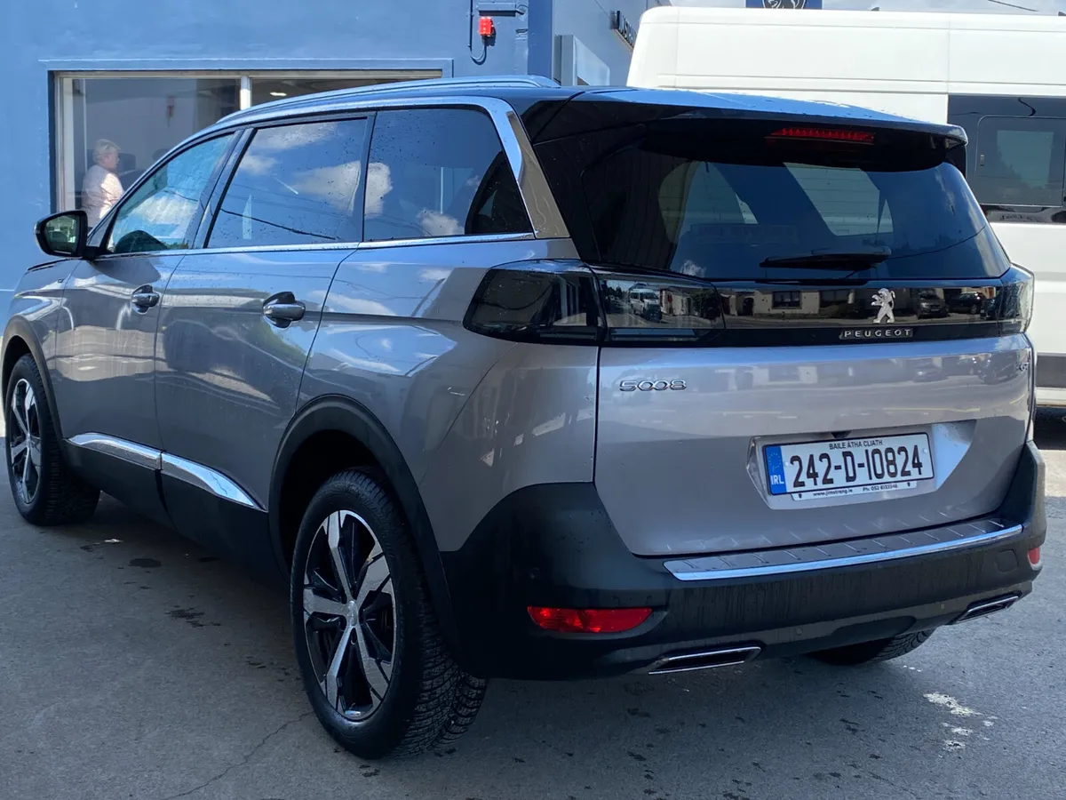 Peugeot 5008 1.5 BlueHDi 130bhp Auto GT - Image 3