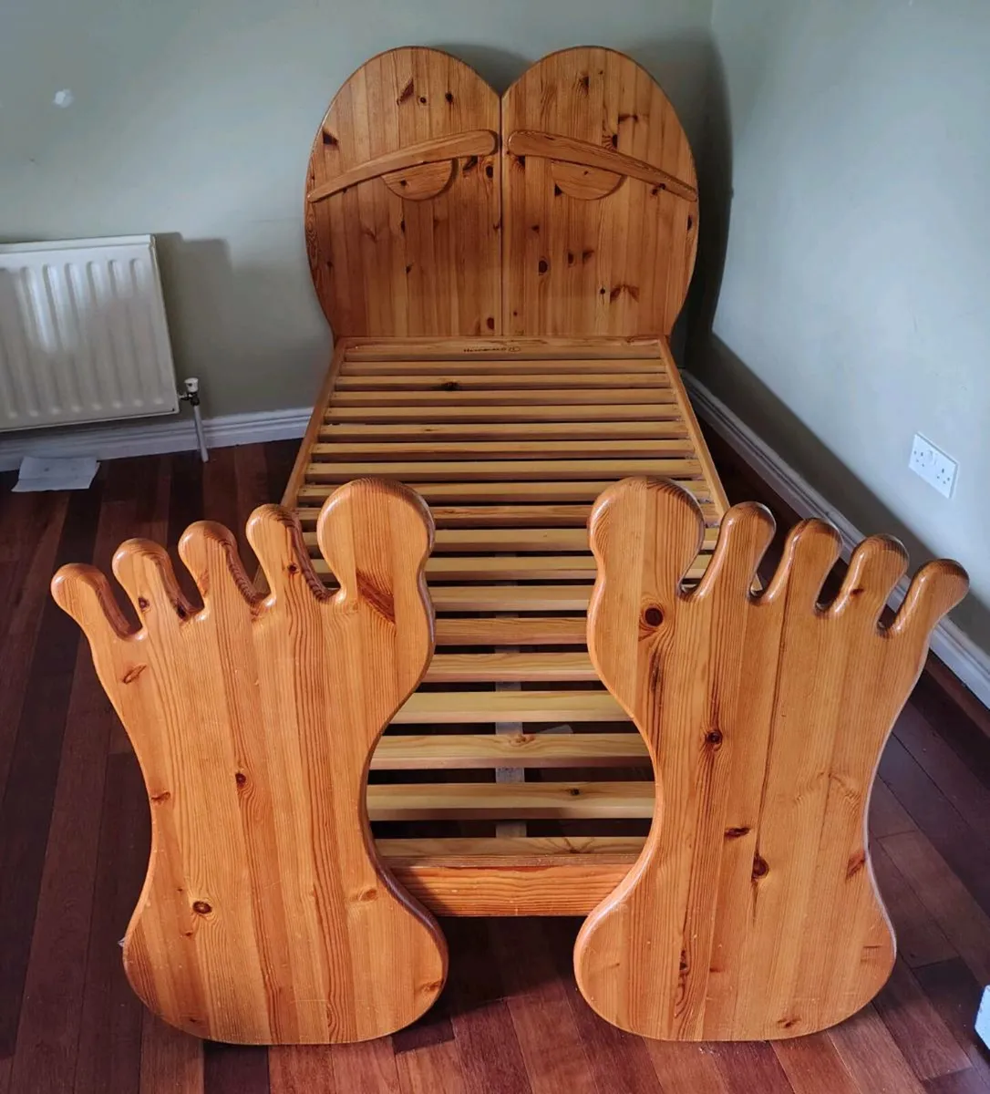 Child's Pine Single Bed - Image 1