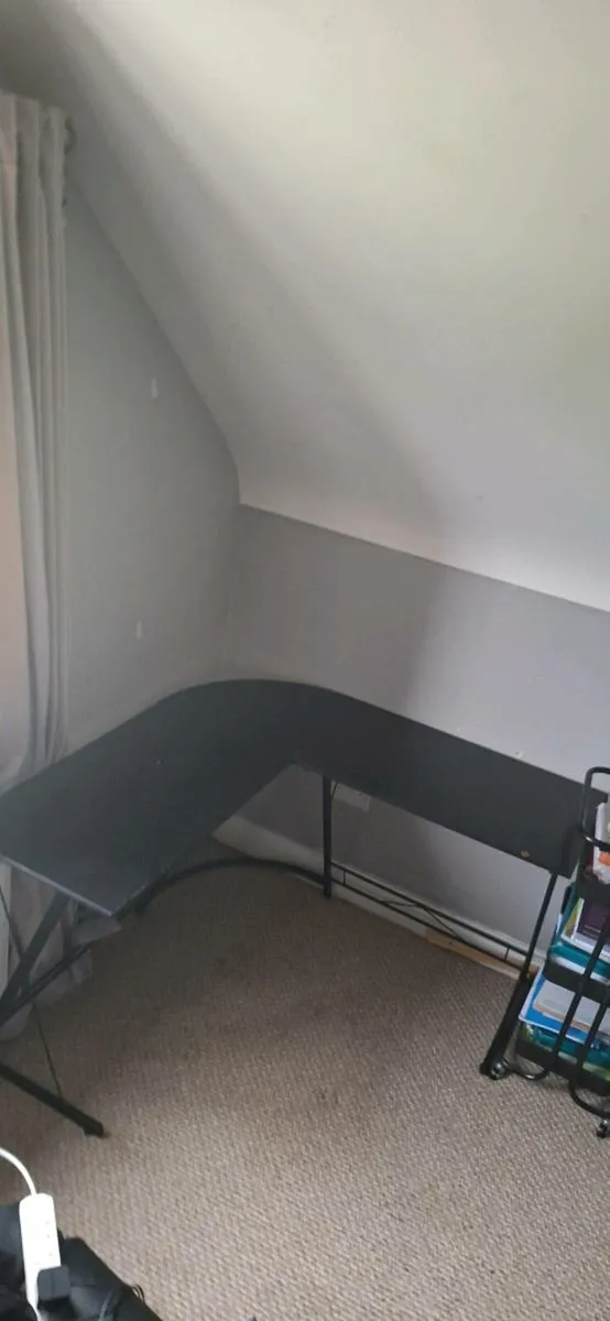 L shaped computer desk - Image 4