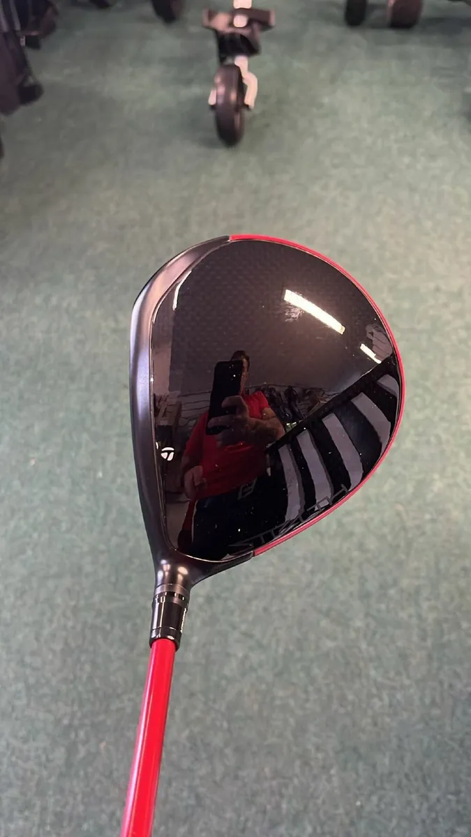 AS NEW Taylormade Stealth2 9 Degree Stiff €349 - Image 3