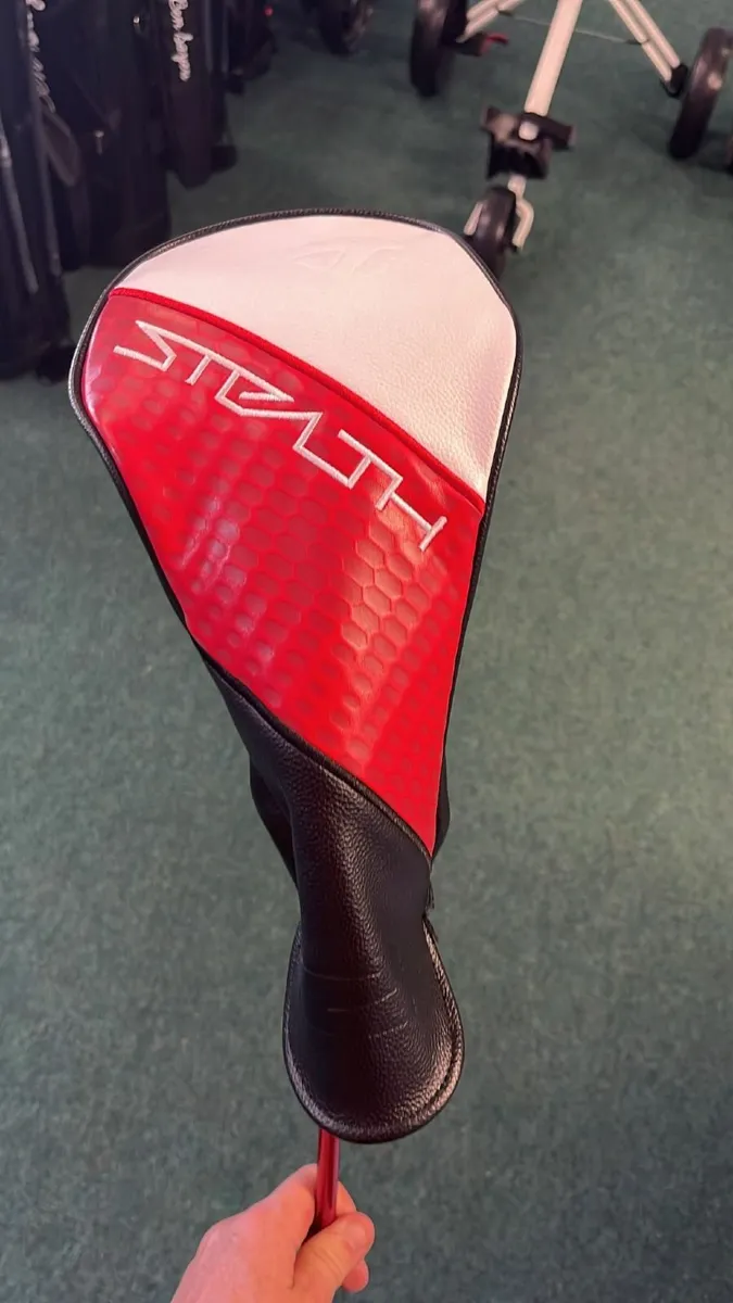 AS NEW Taylormade Stealth2 9 Degree Stiff €349 - Image 4