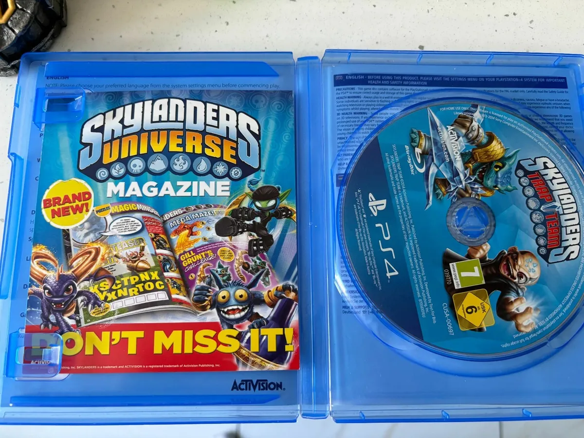 skylanders Trap Team PS4 Bundle - Image 2