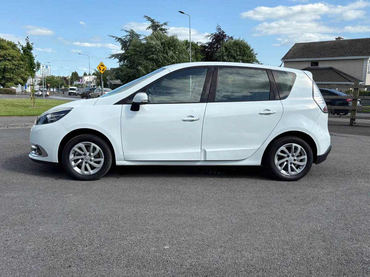 STUNNING 2014 RENAULT SCENIC - Image 4