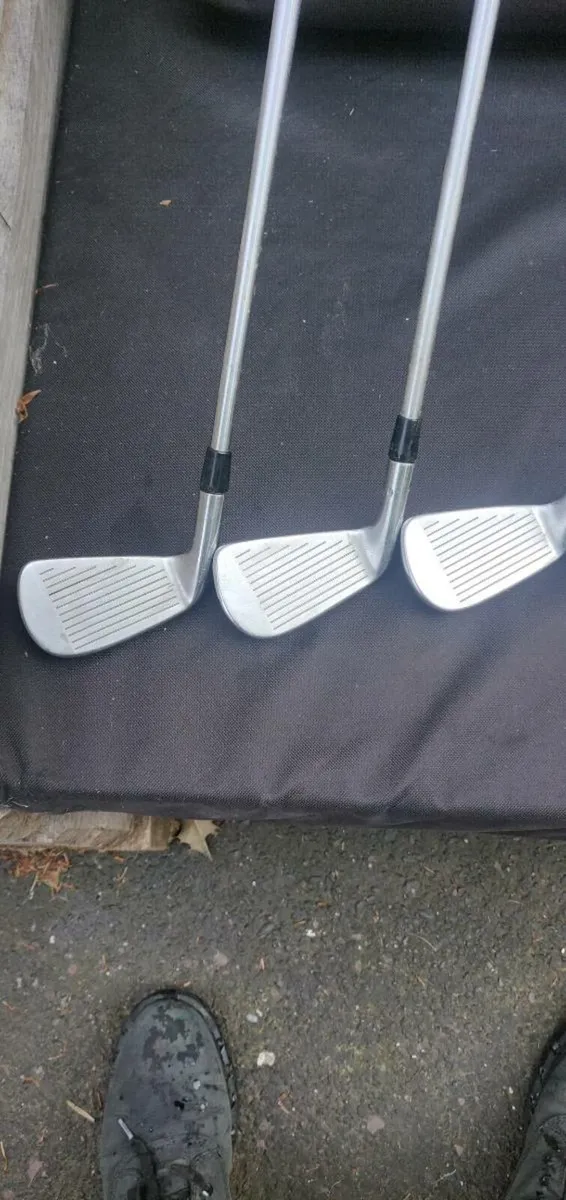 AP2 716 IRONS - Image 2