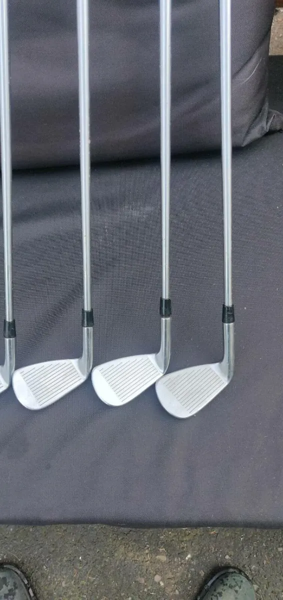 AP2 716 IRONS - Image 4