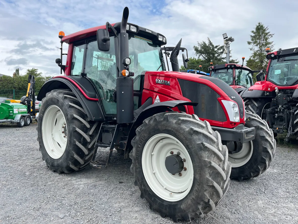 2015 Valtra N143 Hi Tec Tractor - Image 1