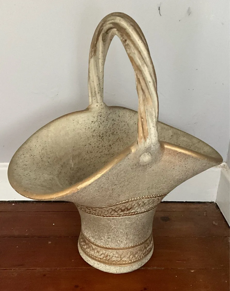 Large Vintage Stoneware Flower/Plant Basket - Image 4