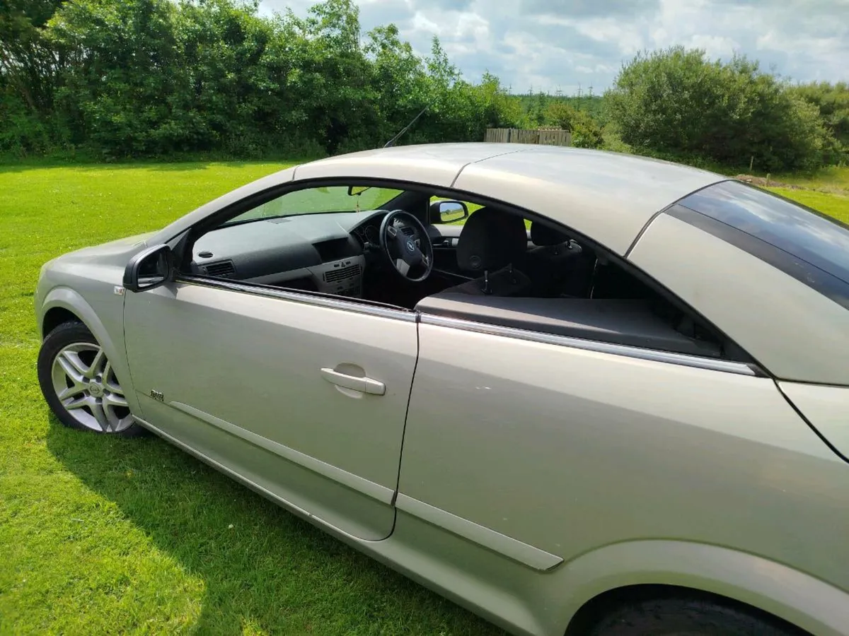 Opel Astra - Image 2